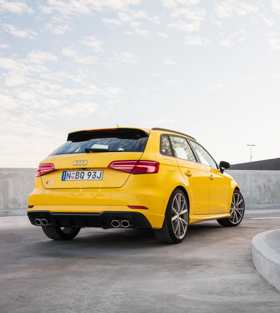  Audi S3 Sportback (8V) 2016 года  (AU) (фото 16 из 17)